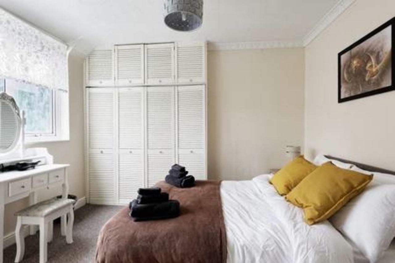 Maidstone Family Homes Upper Road Cottage Екстер'єр фото