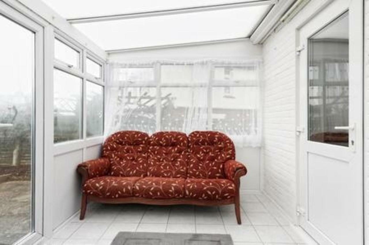 Maidstone Family Homes Upper Road Cottage Екстер'єр фото