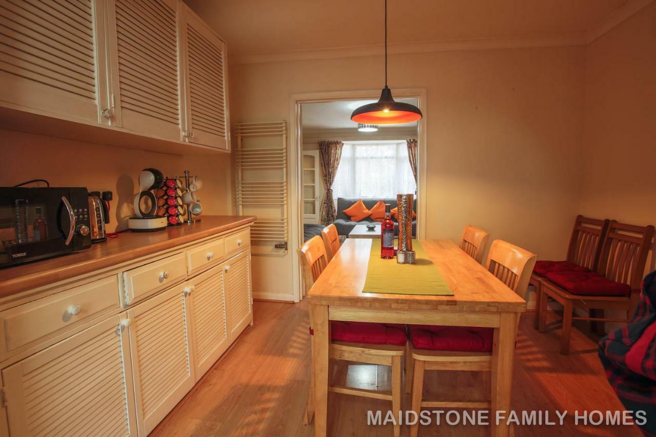 Maidstone Family Homes Upper Road Cottage Екстер'єр фото